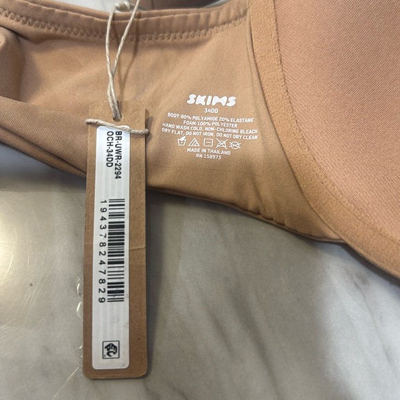 COPY - Skims Fits everybody push-up Demi bra size 34DD - Picture 5 of 7